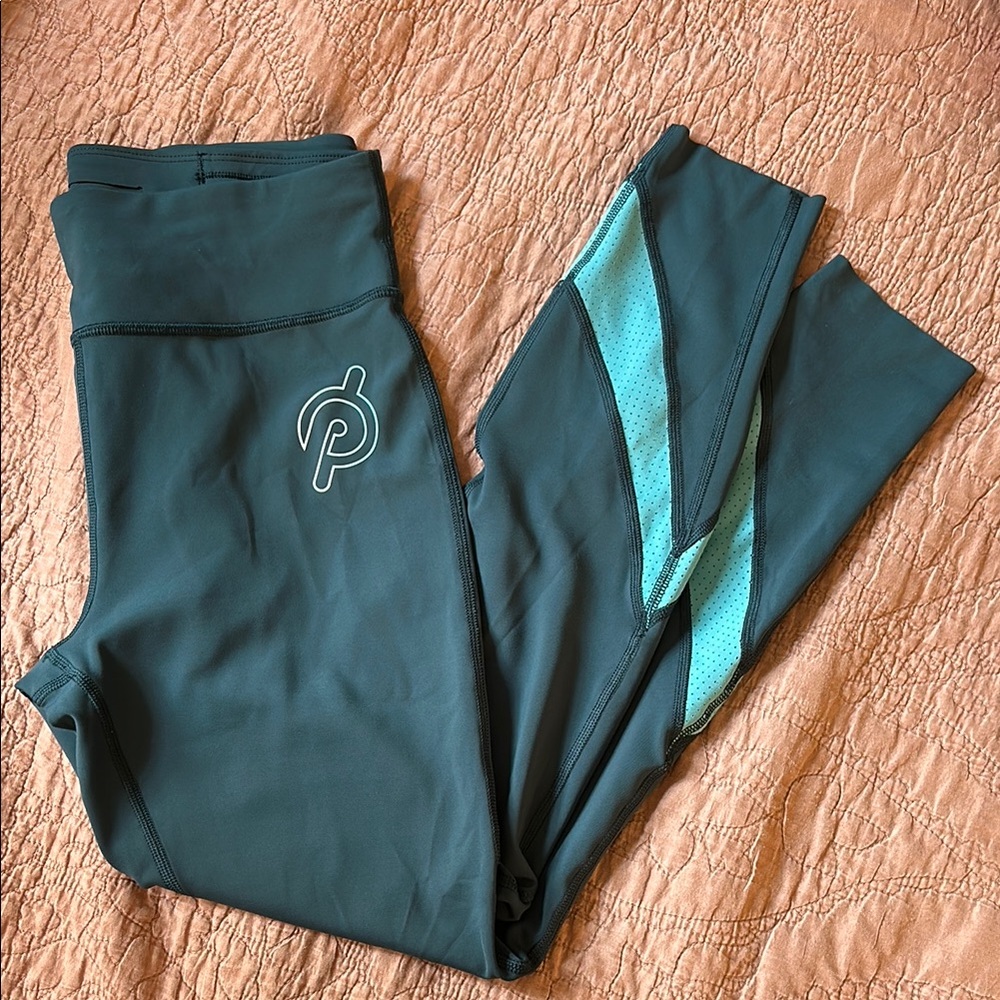 Peloton Move Mission Mid-Rise Laser Cut Legging